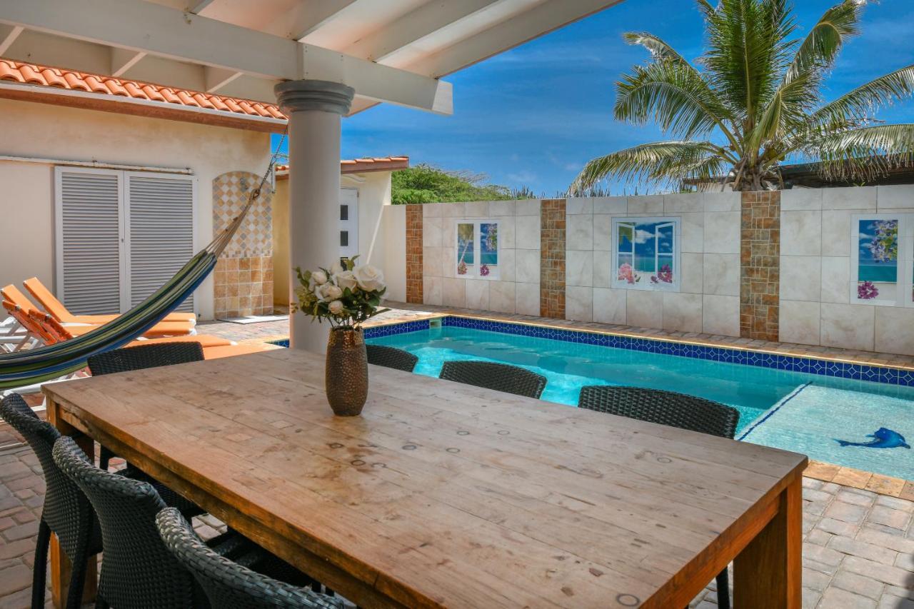 Villa Swiss Paradise With Private Pool Palm Beach Luaran gambar