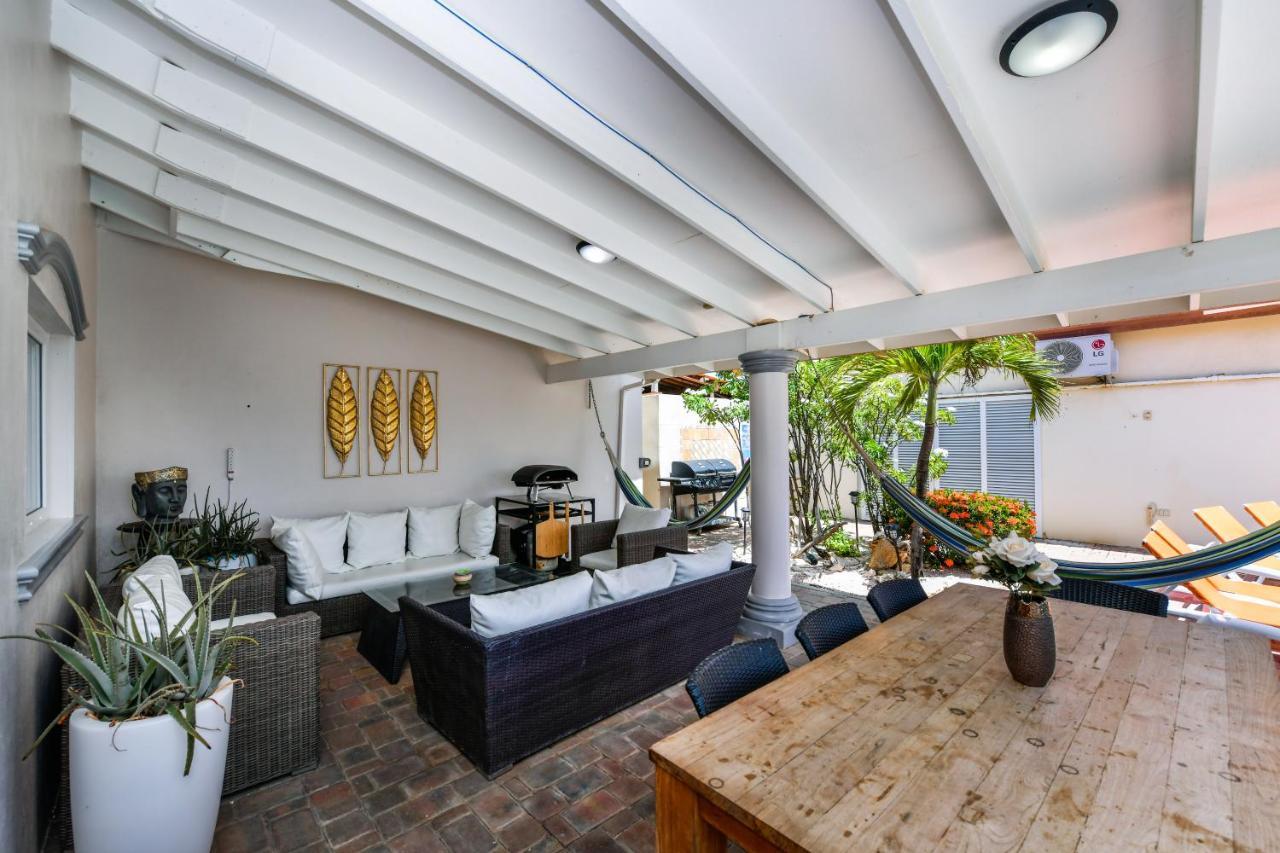 Villa Swiss Paradise With Private Pool Palm Beach Luaran gambar