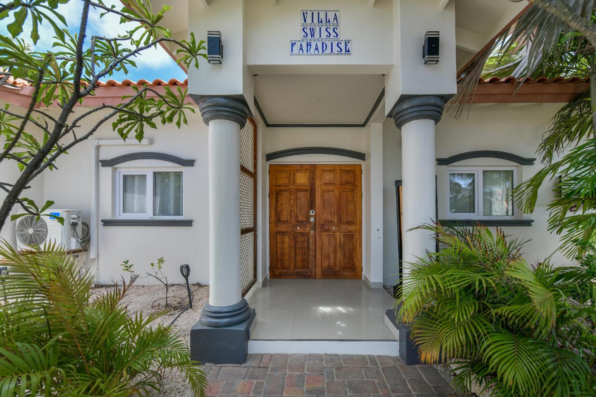 Villa Swiss Paradise With Private Pool Palm Beach Luaran gambar